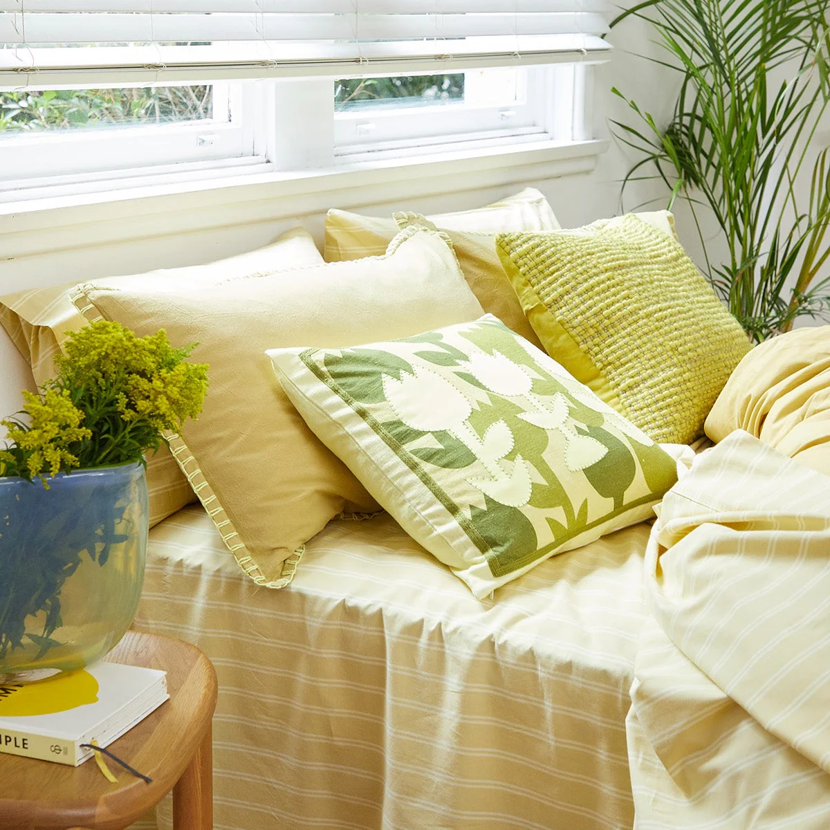 Blanket Stitch Lime Quilt Cover Set - Image 4
