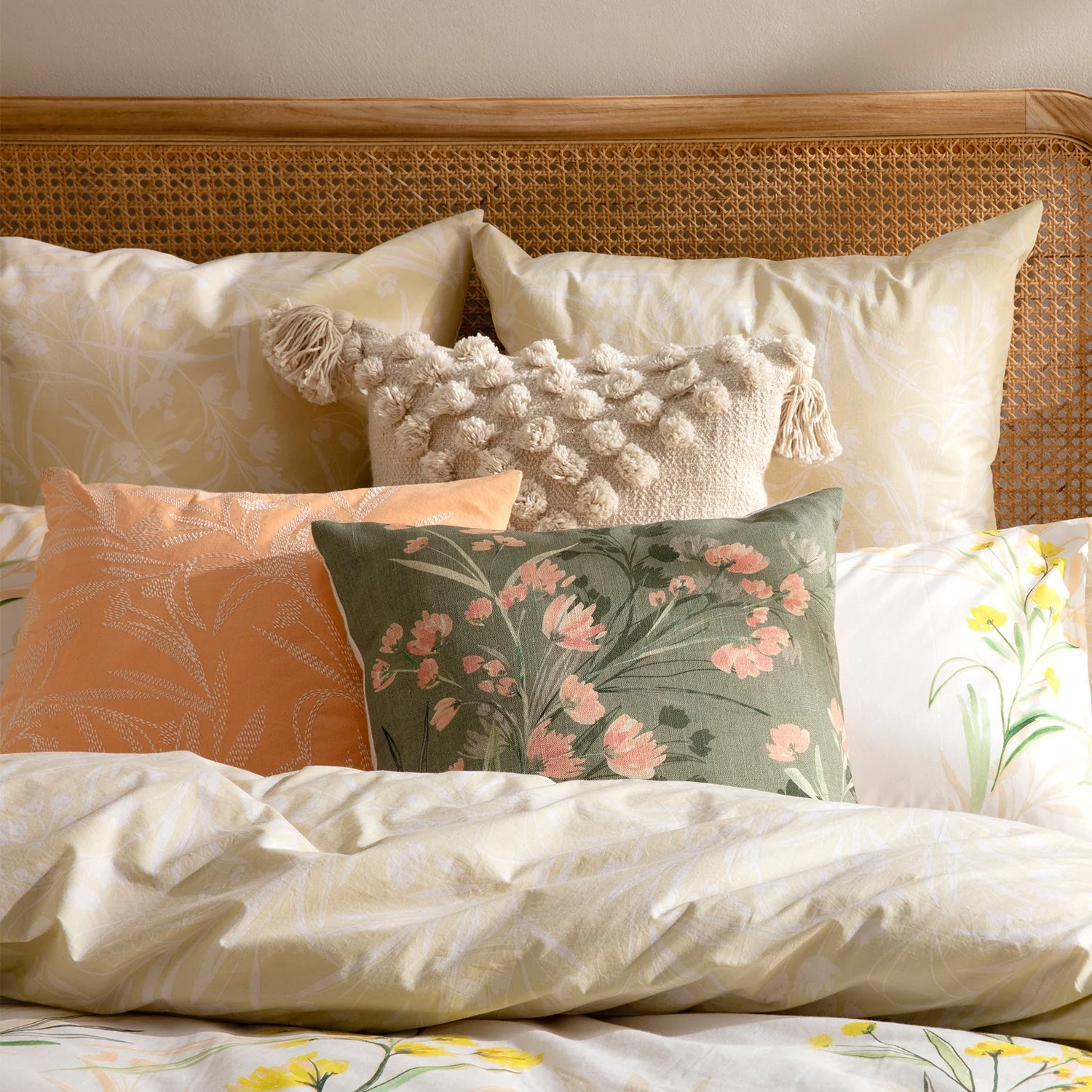 Goldie Cushion - Image 4