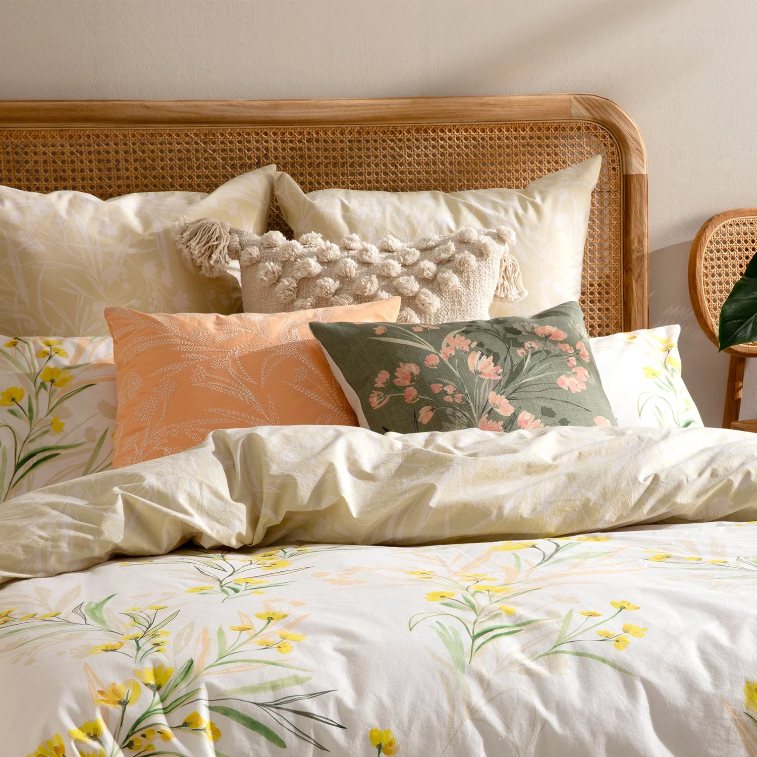 Goldie Cushion - Image 5